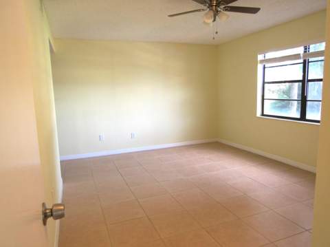 140 Lake Nancy Lane #216, West Palm Beach FL - photo 18 of 46