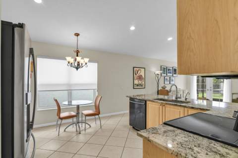 7332 Tonga Court, Boynton Beach FL - photo 15 of 65