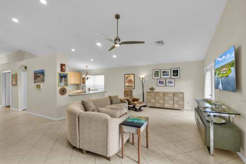7332 Tonga Court, Boynton Beach FL - photo 6 of 65