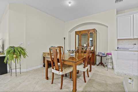 12842 SW Lake Fern Circle, Port St. Lucie FL - photo 8 of 33