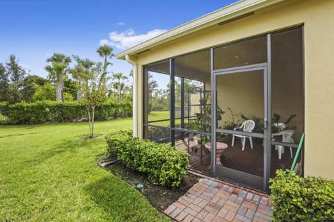 12842 SW Lake Fern Circle, Port St. Lucie FL - photo 20 of 33