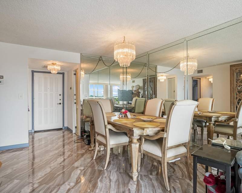 2 bedroom Condominium at 600 Parkview Drive #703, Towers Of Oceanview South, Hallandale Beach — photo 2