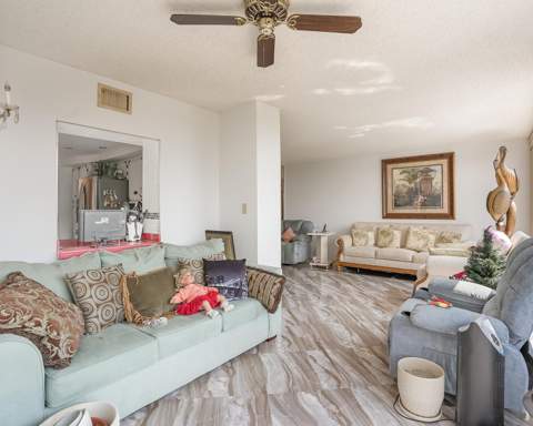 600 Parkview Drive #703, Hallandale Beach FL - photo 16 of 34