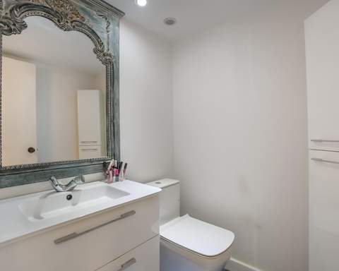 600 Parkview Drive #703, Hallandale Beach FL - photo 15 of 34