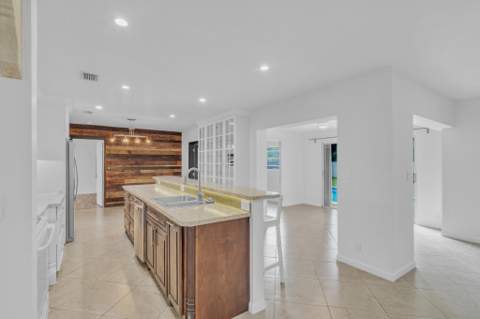 6030 SW 8th Court, Plantation FL - photo 13 of 72