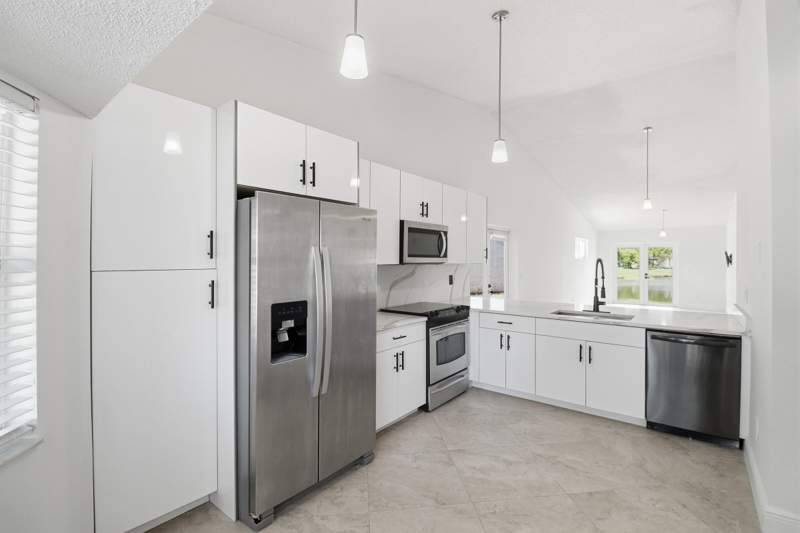 4 bedroom Single Family Residence at 34 Paxford Lane, Boynton Lakes 6, Boynton Beach — photo 3