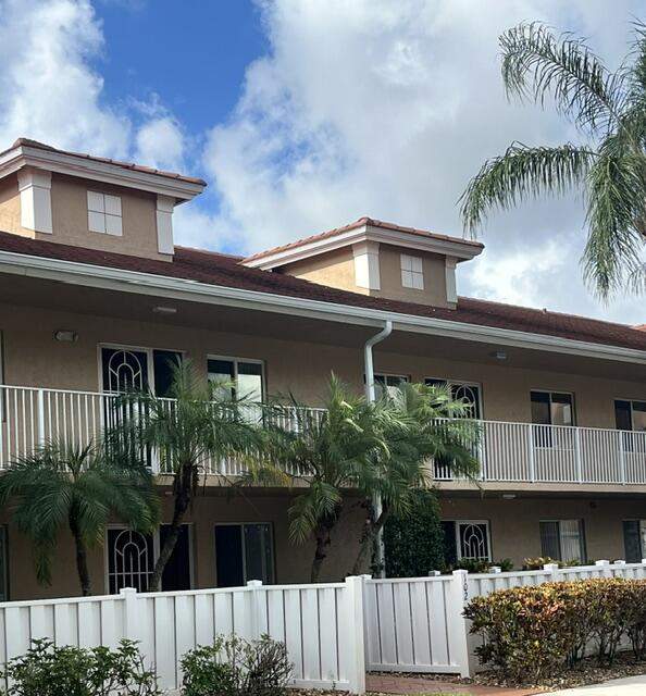 3 bedroom Condominium at 5952 Regal Glen Drive #203, Regal Shores Condo, Boynton Beach — photo 2