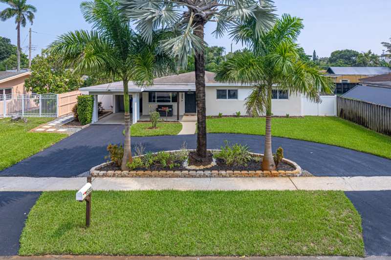 3 bedroom Single Family Residence at 1530 SW 25th Avenue, Flamingo Park Sec, Fort Lauderdale — photo 1