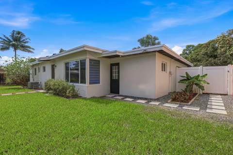 1530 SW 25th Avenue, Fort Lauderdale FL - photo 7 of 35