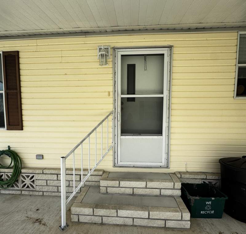 2 bedroom Manufactured Home at 6778 Tucan Street, Spanish Lakes Fairways, Fort Pierce — photo 4