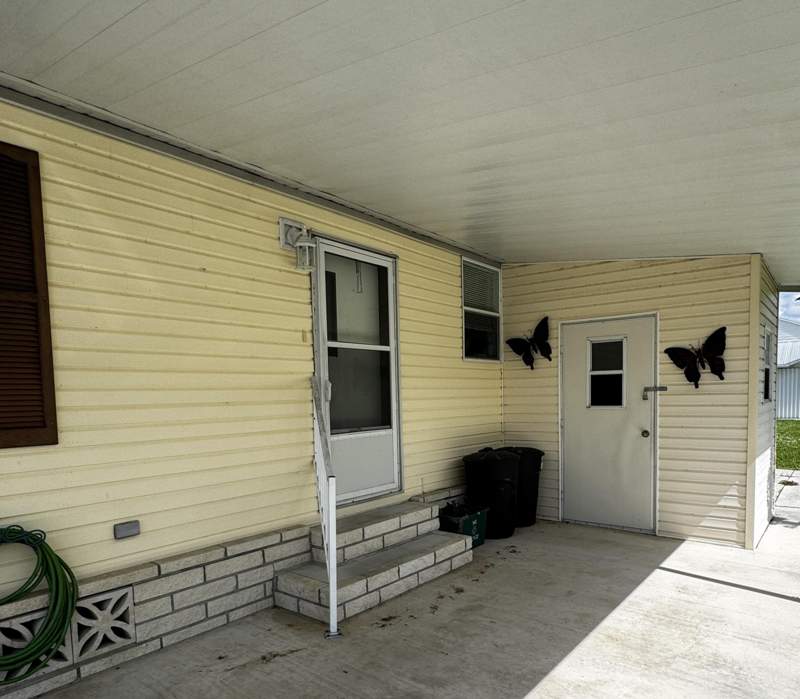 2 bedroom Manufactured Home at 6778 Tucan Street, Spanish Lakes Fairways, Fort Pierce — photo 3
