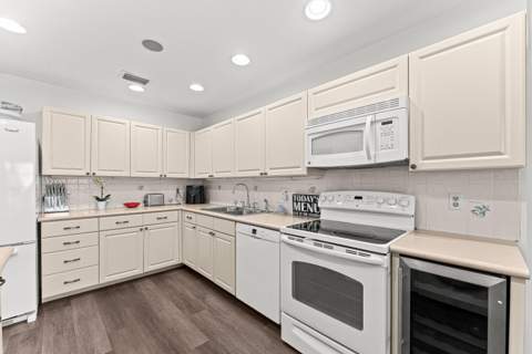 36 Eastgate Drive #D, Boynton Beach FL - photo 23 of 62