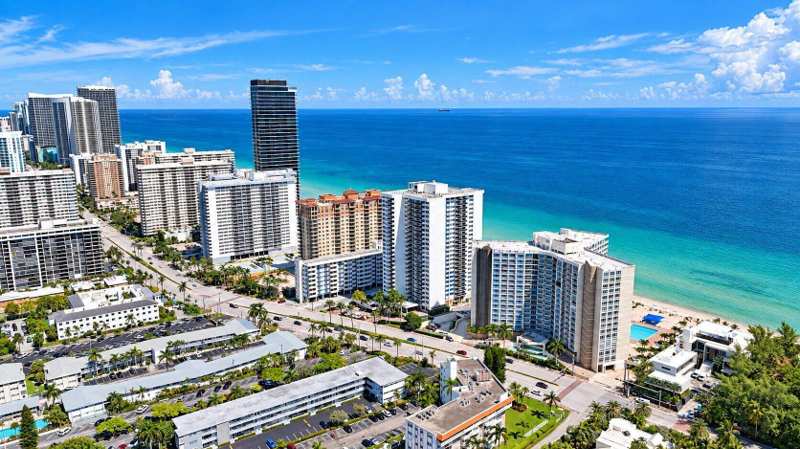 2 bedroom Condominium at 3180 S Ocean Drive #304, Parker Dorado Condo, Hallandale Beach — photo 1