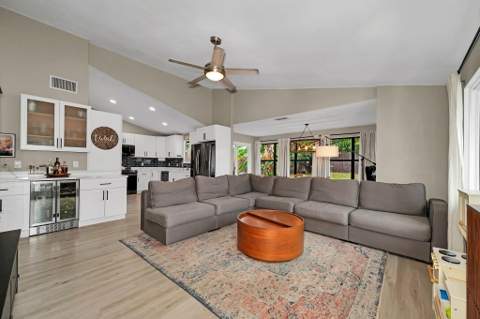 2815 SW 2nd Street, Delray Beach FL - photo 10 of 48