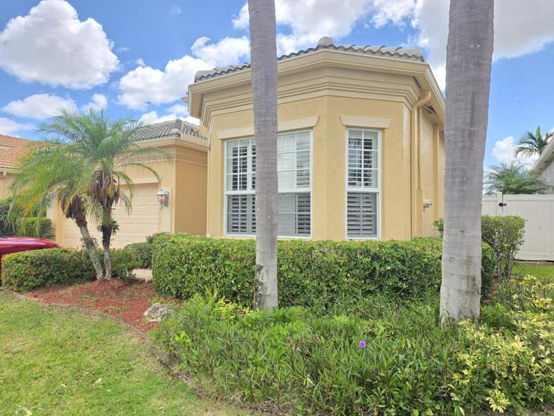 3 bedroom Single Family Residence at 7200 Demedici Circle, Vizcaya 3, Delray Beach — photo 2
