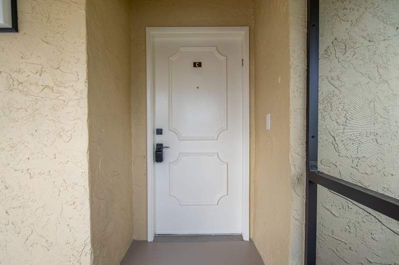 2 bedroom Villa at 13665 Via Aurora #C, Palm Greens At Villa Del Ray Condo II, Delray Beach — photo 4