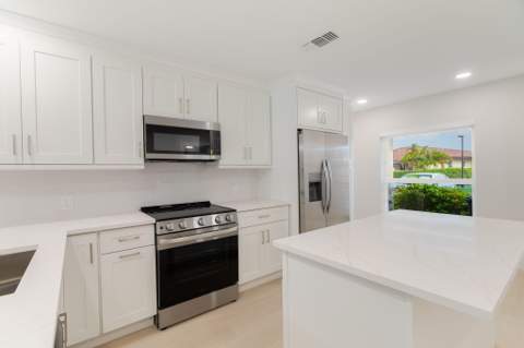 13665 Via Aurora #C, Delray Beach FL - photo 9 of 24
