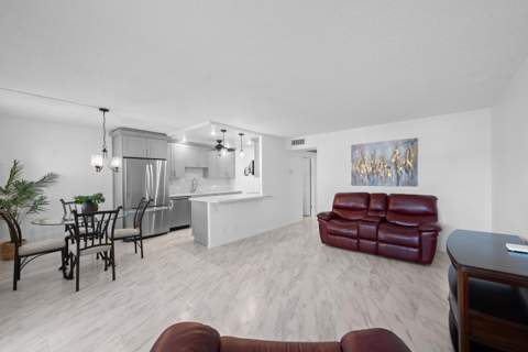 2025 Guildford B, Boca Raton FL - photo 9 of 20