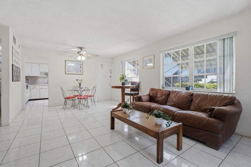 2 bedroom Condominium at 3720 Harrison Street #2, Villas 1 Condo, Hollywood — photo 2