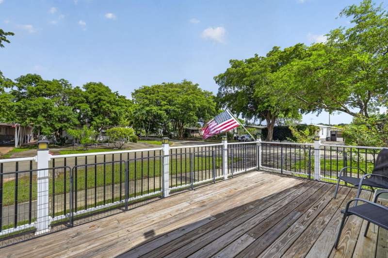 3 bedroom Mobile Home at 3000 SW 51st Street, Ravenswood North, Fort Lauderdale — photo 3