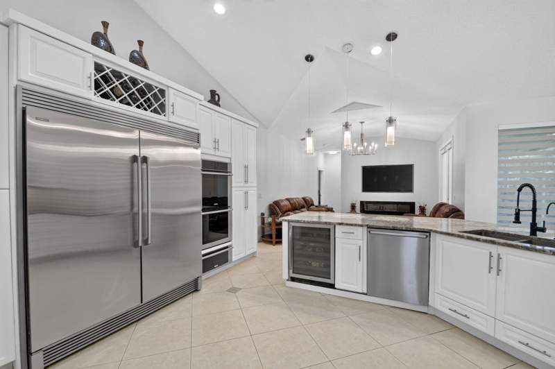 4 bedroom Single Family Residence at 2676 Yarmouth Drive, Greenview Shores 2 Of Wellington, Wellington — photo 4