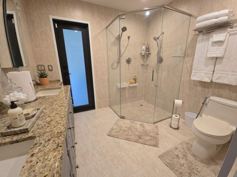 4 bedroom Single Family Residence at 1630 NW 118th Terrace, Pembroke Lakes Sec 6, Pembroke Pines — photo 3