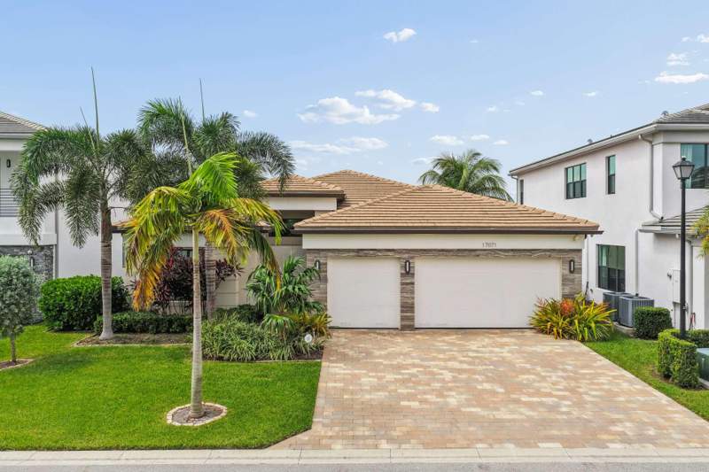 3 bedroom Single Family Residence at 17071 Rainbow Falls Trail, Lotus, Boca Raton — photo 2