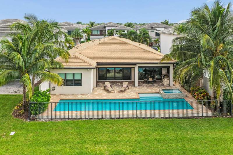 3 bedroom Single Family Residence at 17071 Rainbow Falls Trail, Lotus, Boca Raton — photo 5