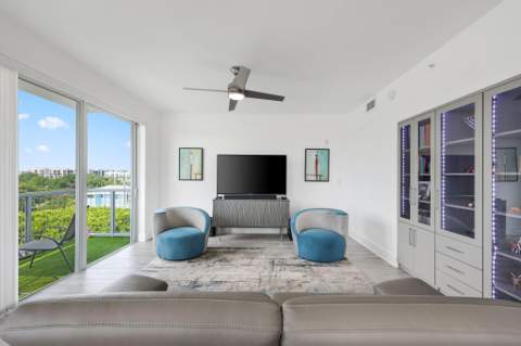 236 SE 5th Avenue #312, Delray Beach FL - photo 6 of 49