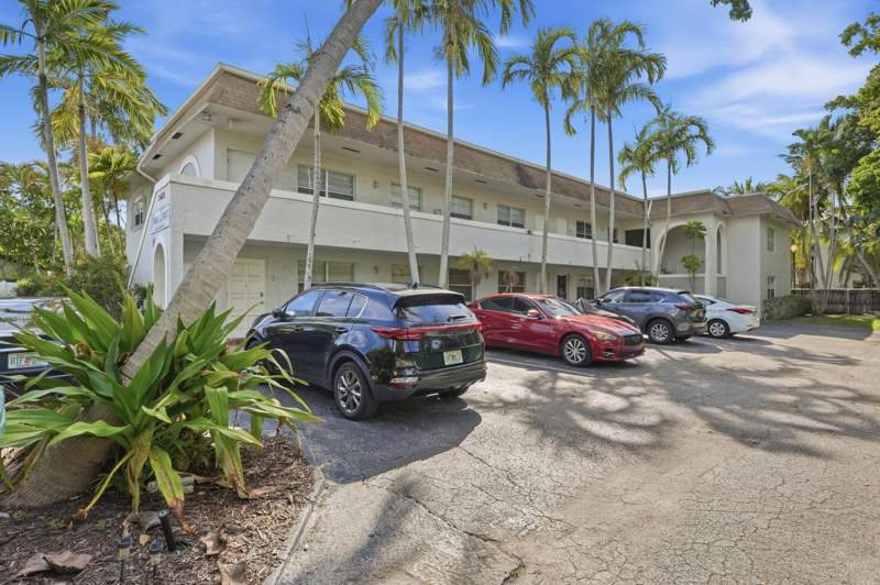 1 bedroom Condominium at 3421 NE 15th Avenue #9, Finn Court Condo, Oakland Park — photo 2