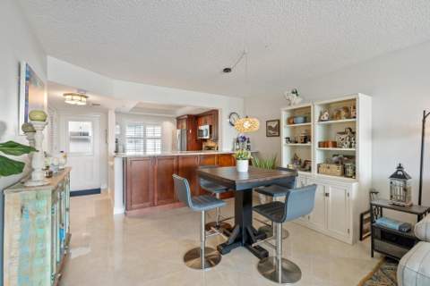 930 Dogwood Drive #457, Delray Beach FL - photo 8 of 46