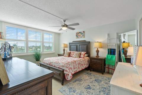 930 Dogwood Drive #457, Delray Beach FL - photo 12 of 46