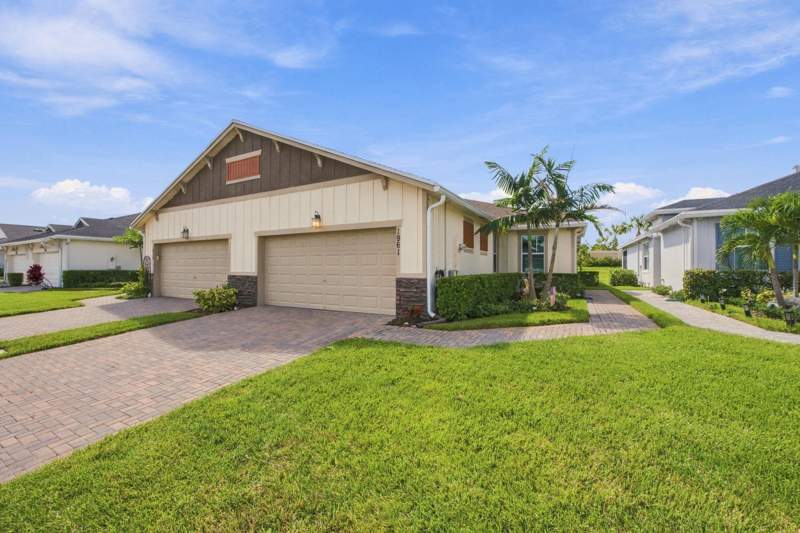 3 bedroom Townhouse at 1961 SE Crosswood Way, Replat Of Veranda Preserve East, Port St. Lucie — photo 4