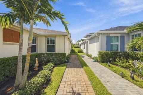 1961 SE Crosswood Way, Port St. Lucie FL - photo 6 of 51