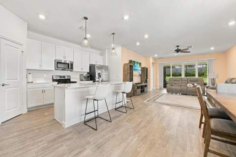 1961 SE Crosswood Way, Port St. Lucie FL - photo 7 of 51