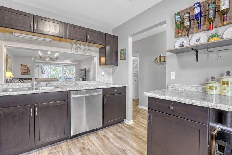 2 bedroom Condominium at 553 Covered Bridge Boulevard, Covered Bridge Condo, Lake Worth — photo 5