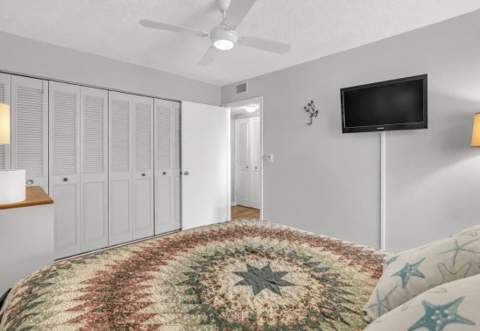 553 Covered Bridge Boulevard, Lake Worth FL - photo 12 of 43