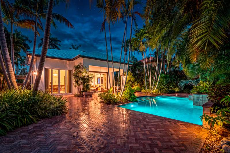 4 bedroom Single Family Residence at 389 Oregon Lane, Hidden Valley Sec 3, Boca Raton — photo 2