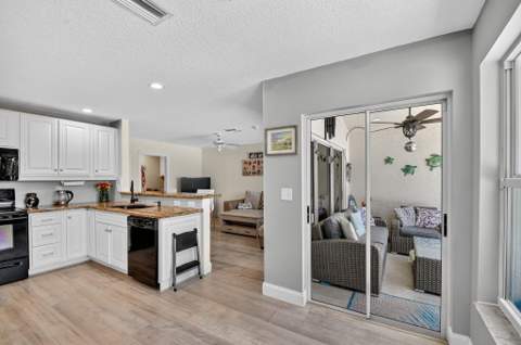 7362 Ashley Shores Circle, Lake Worth FL - photo 20 of 56