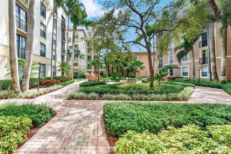 1 bedroom Condominium at 630 S Sapodilla Avenue #433, Courtyards In Cityplace Condo, West Palm Beach — photo 4