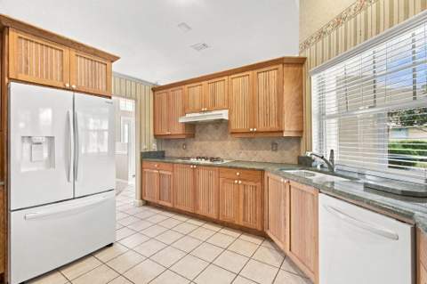 1515 SW Mockingbird Circle, Port St. Lucie FL - photo 16 of 58