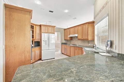 1515 SW Mockingbird Circle, Port St. Lucie FL - photo 17 of 58