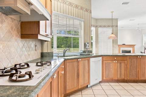 1515 SW Mockingbird Circle, Port St. Lucie FL - photo 18 of 58