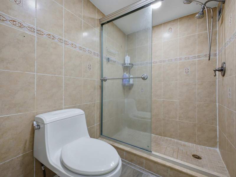 1 bedroom Condominium at 2101 S Ocean #202, Quadomain Tower I And IV Condo, Hollywood — photo 4