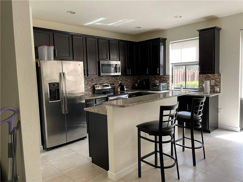 4 bedroom Townhouse at 12190 Village Place, Flamingo Village 176-177 B Por, Davie — photo 3