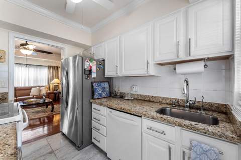 800 NE 6th Street #1, Fort Lauderdale FL - photo 6 of 41