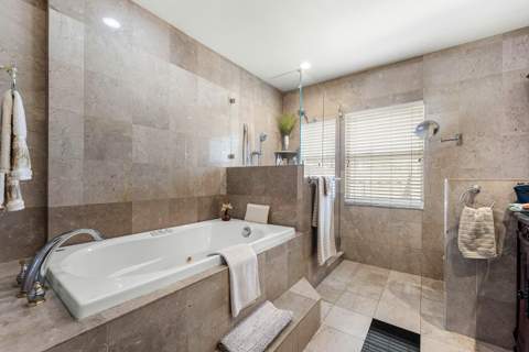 800 NE 6th Street #1, Fort Lauderdale FL - photo 18 of 41