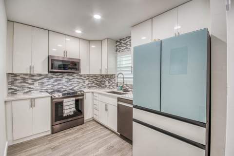 236 Castlewood Drive #205, North Palm Beach FL - photo 6 of 19