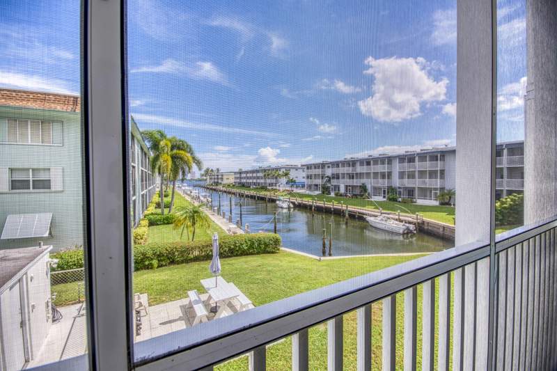 1 bedroom Condominium at 236 Castlewood Drive #205, Northport Condo, North Palm Beach — photo 2