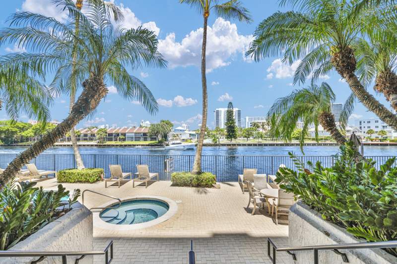 3 bedroom Condominium at 2880 NE 14th St Causeway #213, Pointe @ Pompano Beach Condo, Pompano Beach — photo 3